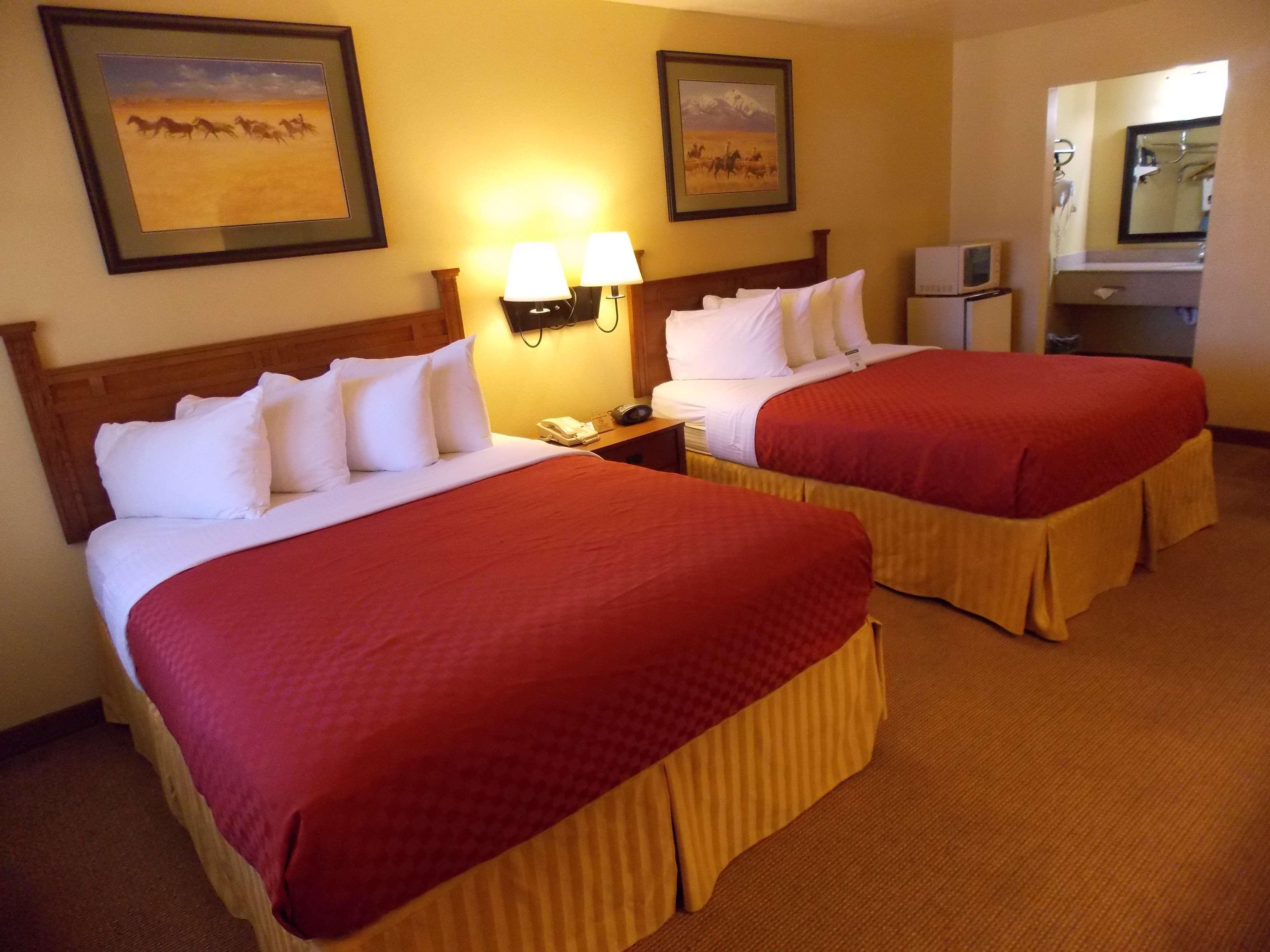 Best Western Executive Inn Hallettsville Εξωτερικό φωτογραφία