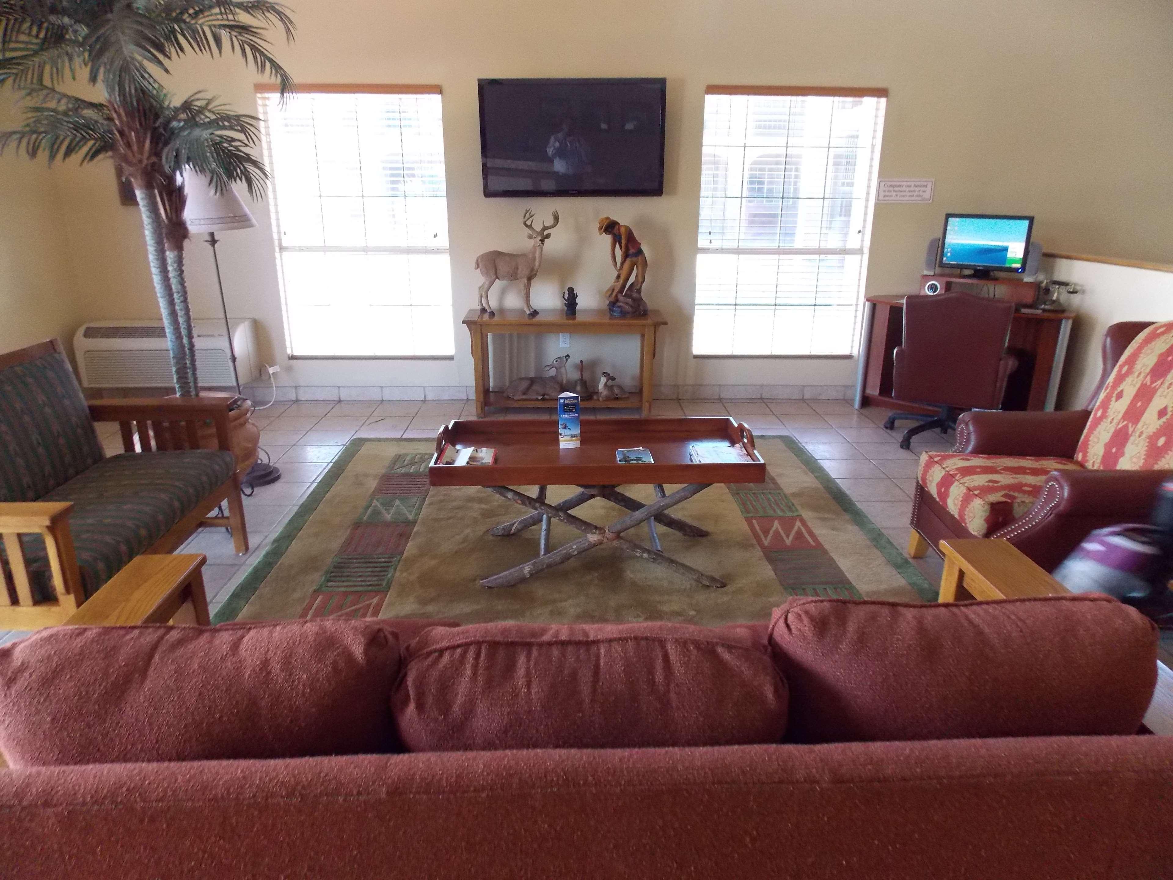 Best Western Executive Inn Hallettsville Εξωτερικό φωτογραφία