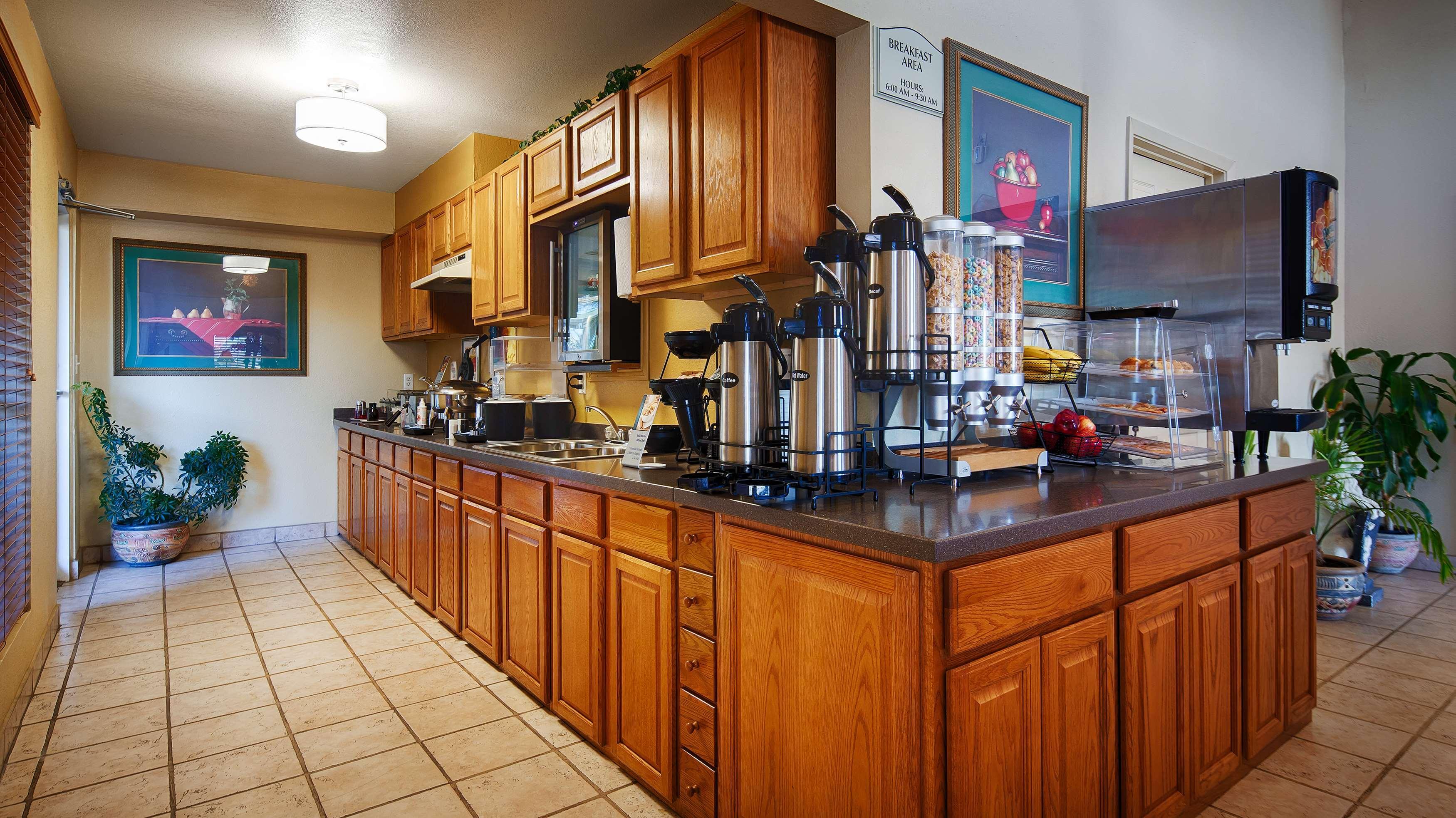 Best Western Executive Inn Hallettsville Εξωτερικό φωτογραφία